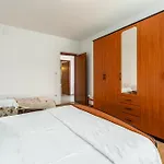 Appartement Anica Stinjan *