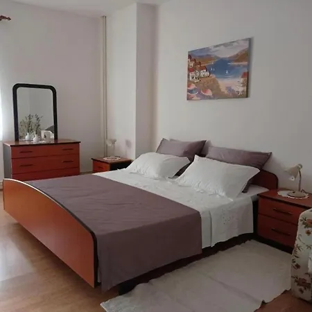 Apartment Anica Stinjan Pula