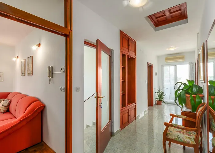 Apartment Anica Stinjan Pula