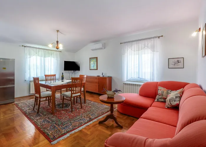 Anica Stinjan Apartment *